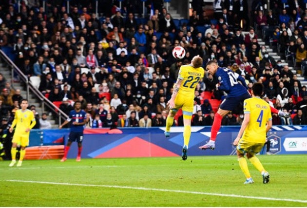 Kylian Mbappé is the first player to score 4+ goals with France since Just Fontaine in June 1958 - Bóng Đá