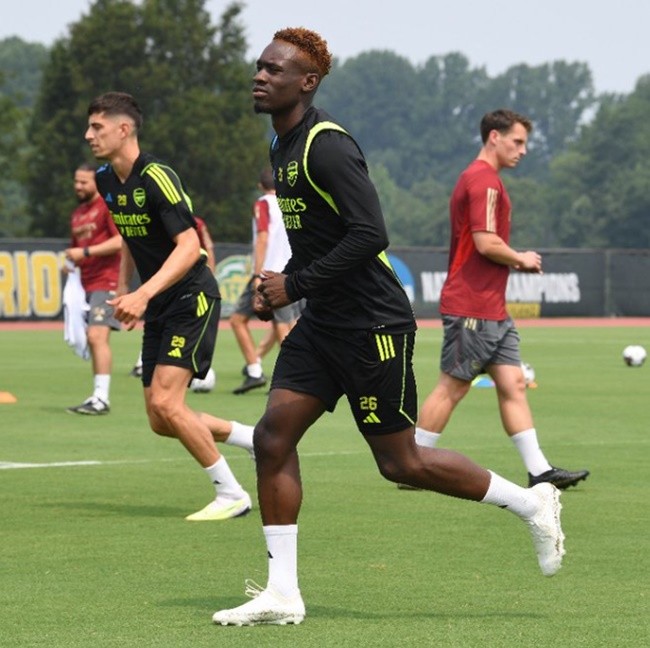 Arsenal tập tại Mỹ - Bóng Đá
