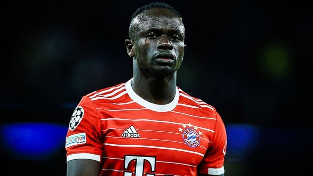 Ảnh Mane trở lại tập luyện - Bóng Đá