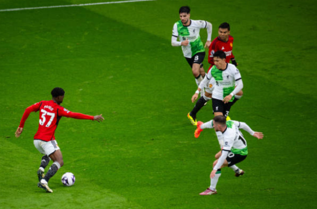 Ten Hag biết cách sử dụng Mainoo hợp lý nhất - Bóng Đá