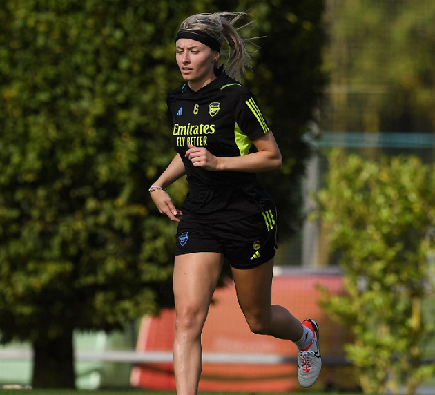 Báu vật của Liverpool nay đã lớn - Bóng Đá