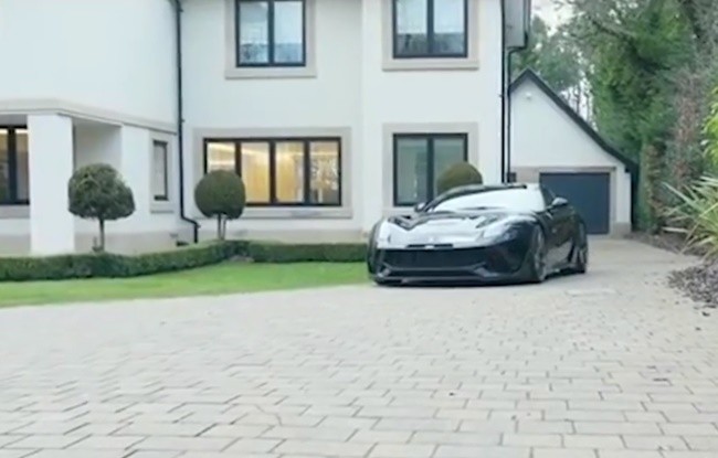 Inside Benjamin Mendy’s £5M isolated mansion as ex-Man City star puts home on market - Bóng Đá