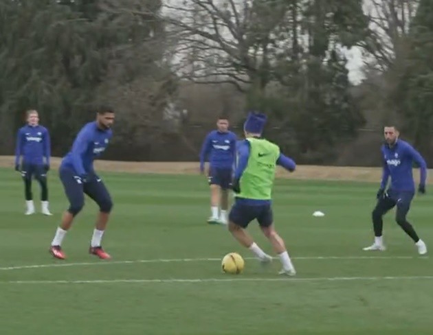 Mikel Arteta coy on David Raya links after Aaron Ramsdale heroics - Bóng Đá