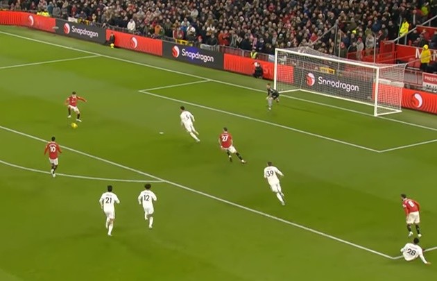 50 sắc thái bấn loạn của Casemiro trong loạt luân lưu - Bóng Đá