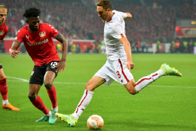 Cựu sao Man Utd tỏa sáng rực rỡ ngày Roma lập kỷ lục - Bóng Đá