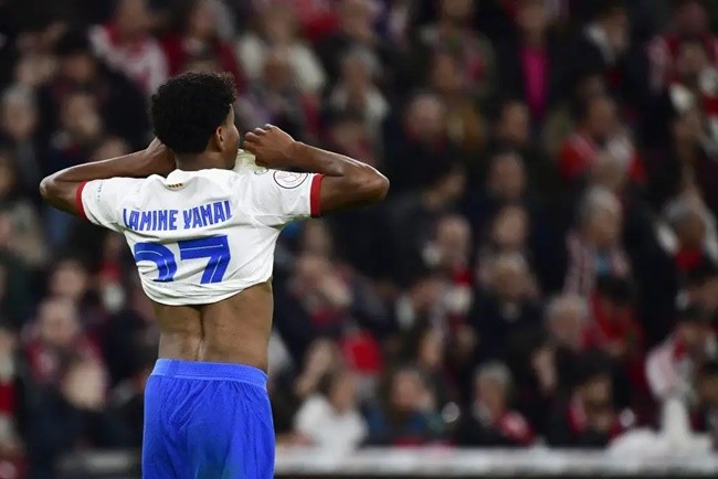 Trên đỉnh xuống vực sâu, Yamal khiến Barca thua muối mặt - Bóng Đá