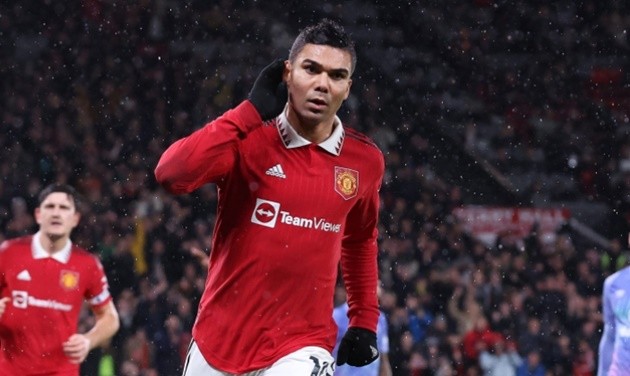 Courtois vs Cucurella - Bóng Đá