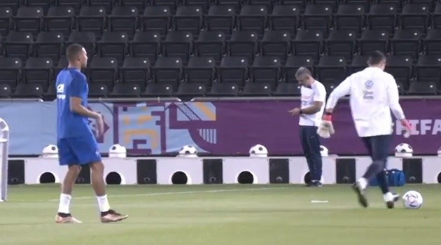 Lionel Messi join Premier League stars enjoying Christmas celebrations with family and friends - Bóng Đá