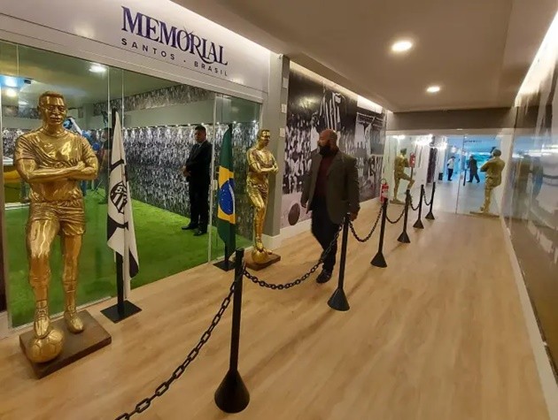 Bên trong ngôi mộ của Pele - Bóng Đá