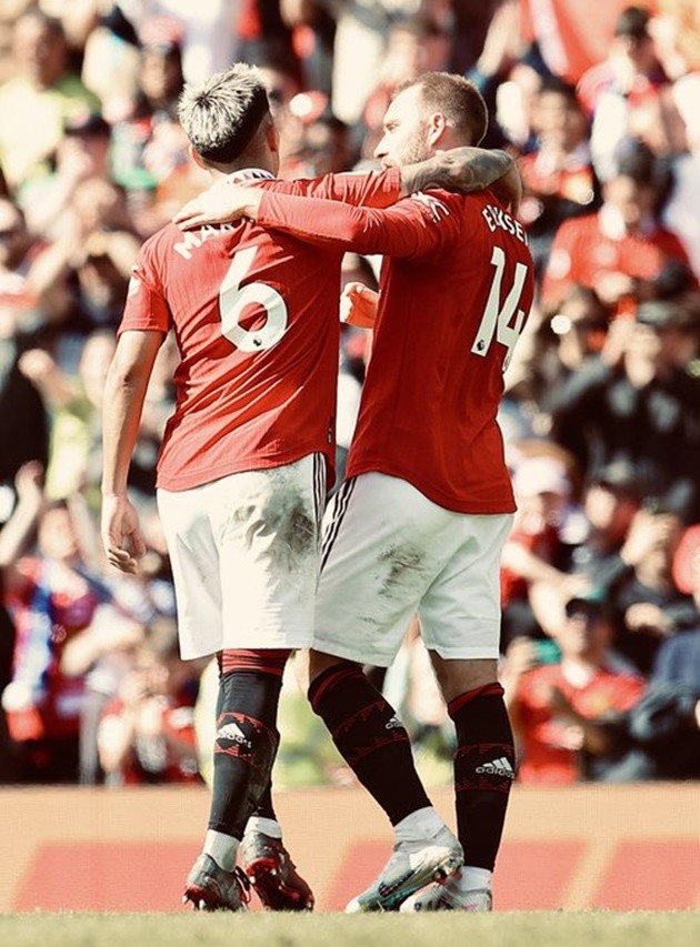 Chelsea tập - Bóng Đá