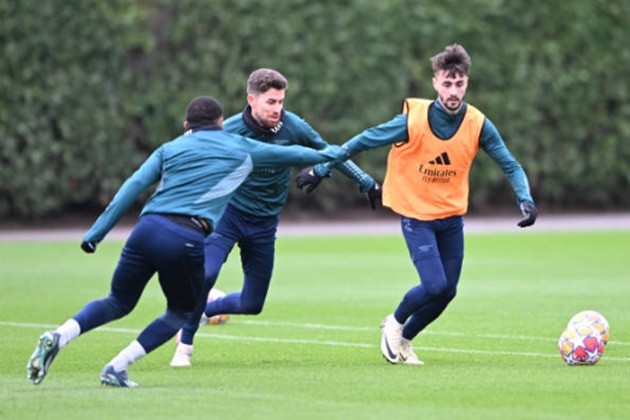 2 cú hích xuất hiện, Arsenal sẵn sàng so găng với Portod - Bóng Đá