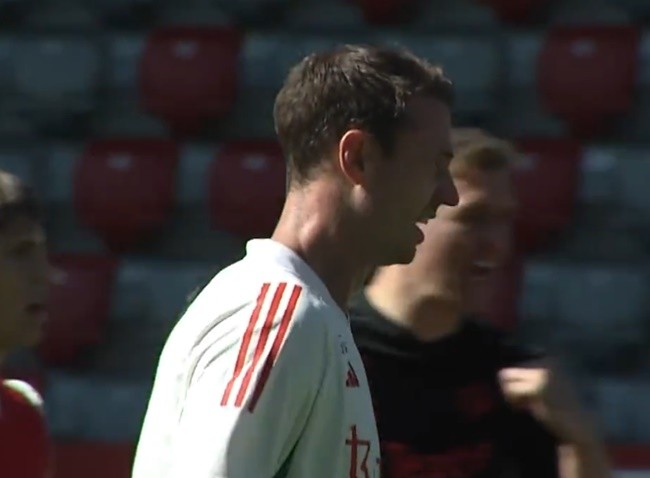 Ảnh Man Utd tập - Bóng Đá