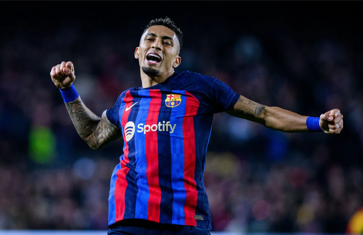 Xavi confirms Raphinha’s return to Barcelona squad for Granada clash - Bóng Đá