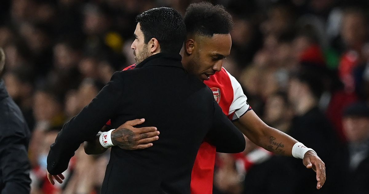 Pierre-Emerick Aubameyang seen for first time since Arsenal axing  - Bóng Đá