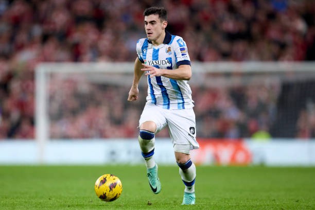 Arsenal and Tottenham 'locked in transfer battle' for history-making Spanish wonderkid - Bóng Đá
