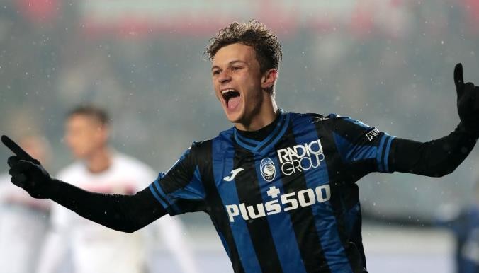 Real Madrid are keeping an eye on four centre-backs - Bóng Đá