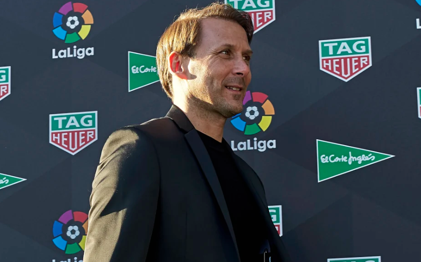 Gaizka Mendieta predicts outcome of Barcelona vs Man Utd - Bóng Đá