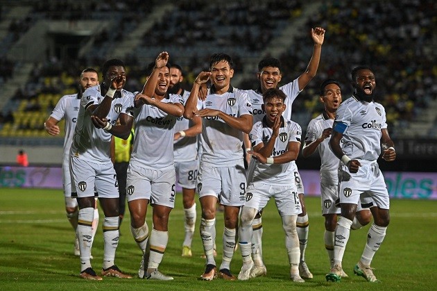 Khiến Hong Kong nể phục, VAR đang nâng tầm bóng đá Việt Nam - Bóng Đá