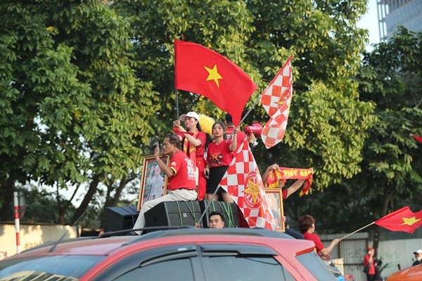  - Bóng Đá