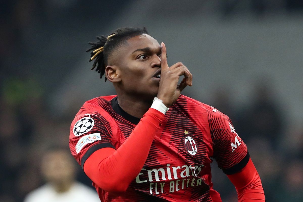 Paris Saint-Germain and Newcastle United both want to sign AC Milan forward Rafael Leao - Bóng Đá
