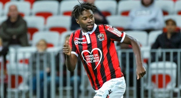 Report: Aston Villa, Burnley and Southampton keen on Adrien Tameze - Bóng Đá