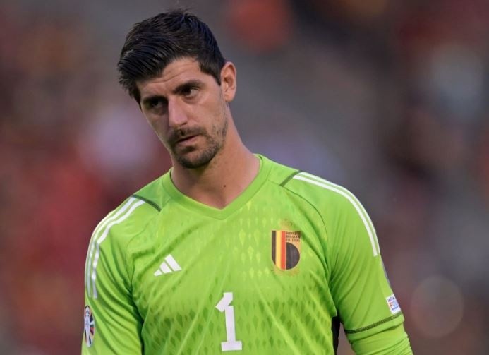 Courtois đột ngột bỏ tuyển, HLV và cầu thủ Bỉ bị sốc - Bóng Đá