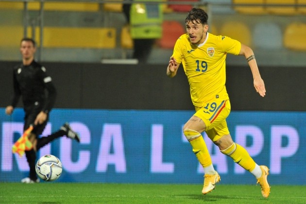 ‘HE REMINDS ME OF AGUERO’: EXPERT SPEAKS TO HITC ON REPORTED ARSENAL TARGET IANIS STOICA - Bóng Đá