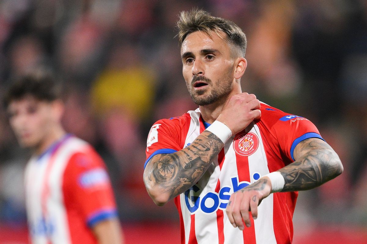 Thua 4 bàn, Barca phải mua đội trưởng Girona luôn và ngay - Bóng Đá