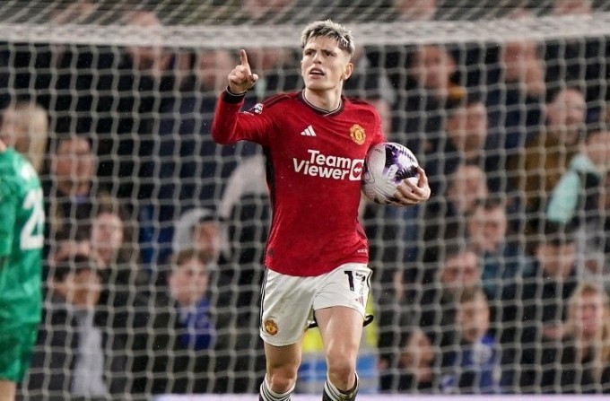 Mùa giải bỏ đi của Man United vẫn được cứu rỗi bởi 