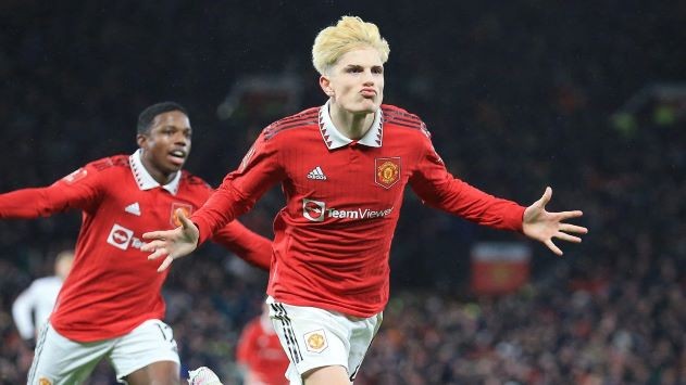 Bộ đôi tiền đạo Man Utd gửi thông điệp đến các fan - Bóng Đá