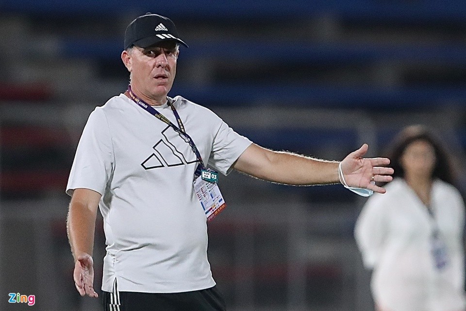 HLV tuyển nữ Philippines: Năm ngoái, chúng tôi thắng Việt Nam 4-0 - Bóng Đá