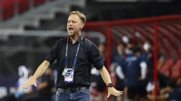 HLV Gong bị chê; Cựu thuyền trưởng Thái Lan tái xuất V-League? - Bóng Đá