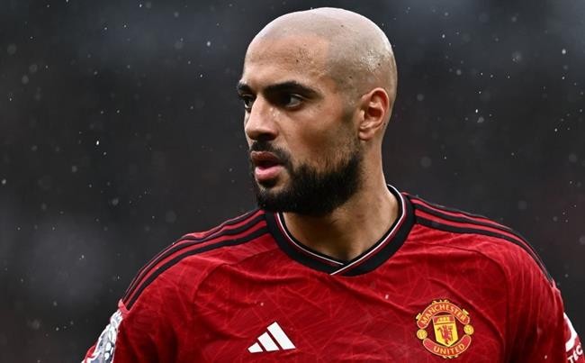 AC Milan 'keeping tabs on struggling Manchester United loanee' - Bóng Đá