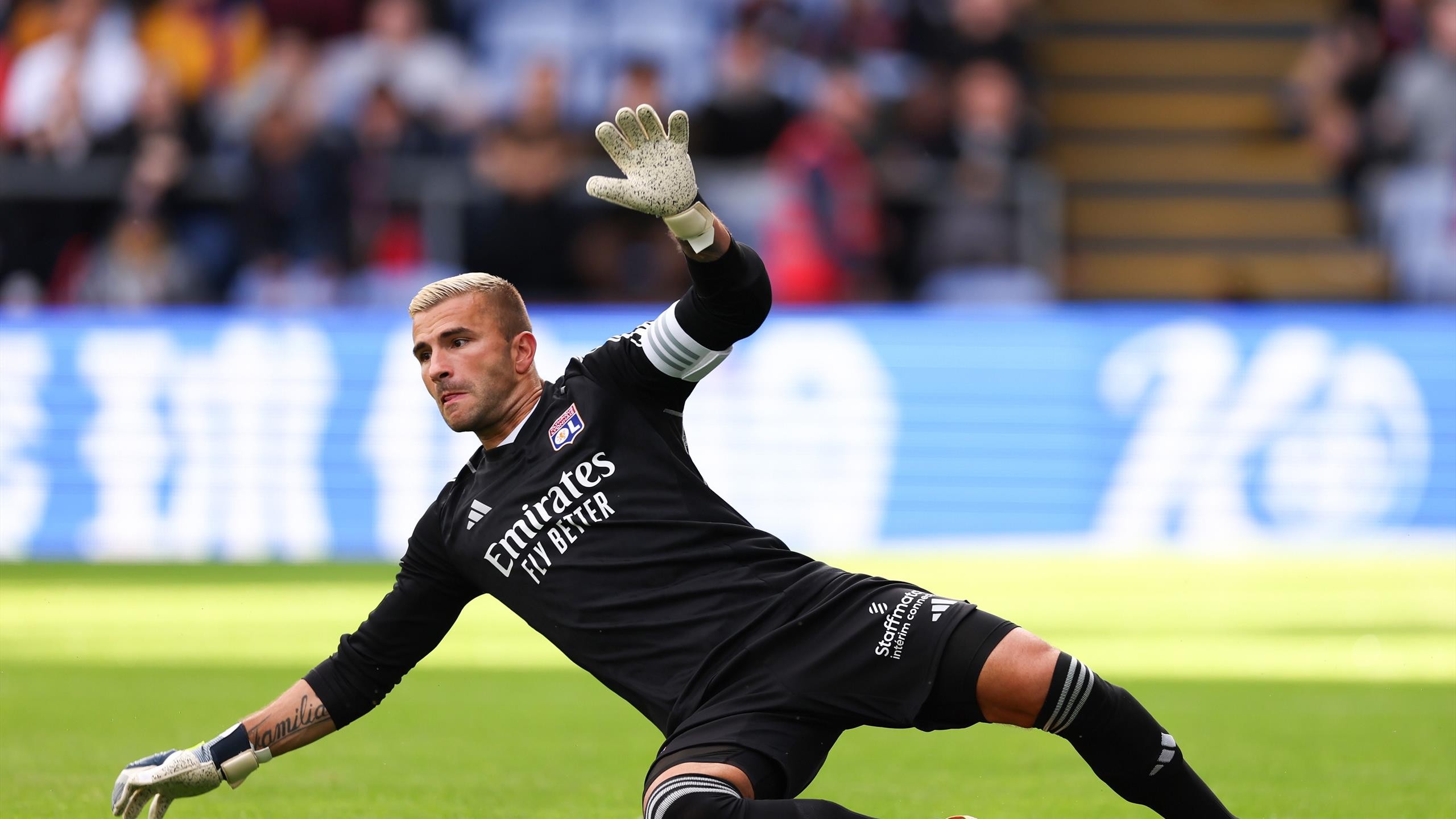 Anthony Lopes gồng mình gánh Lyon khỏi nguy cơ rớt hạng - Bóng Đá