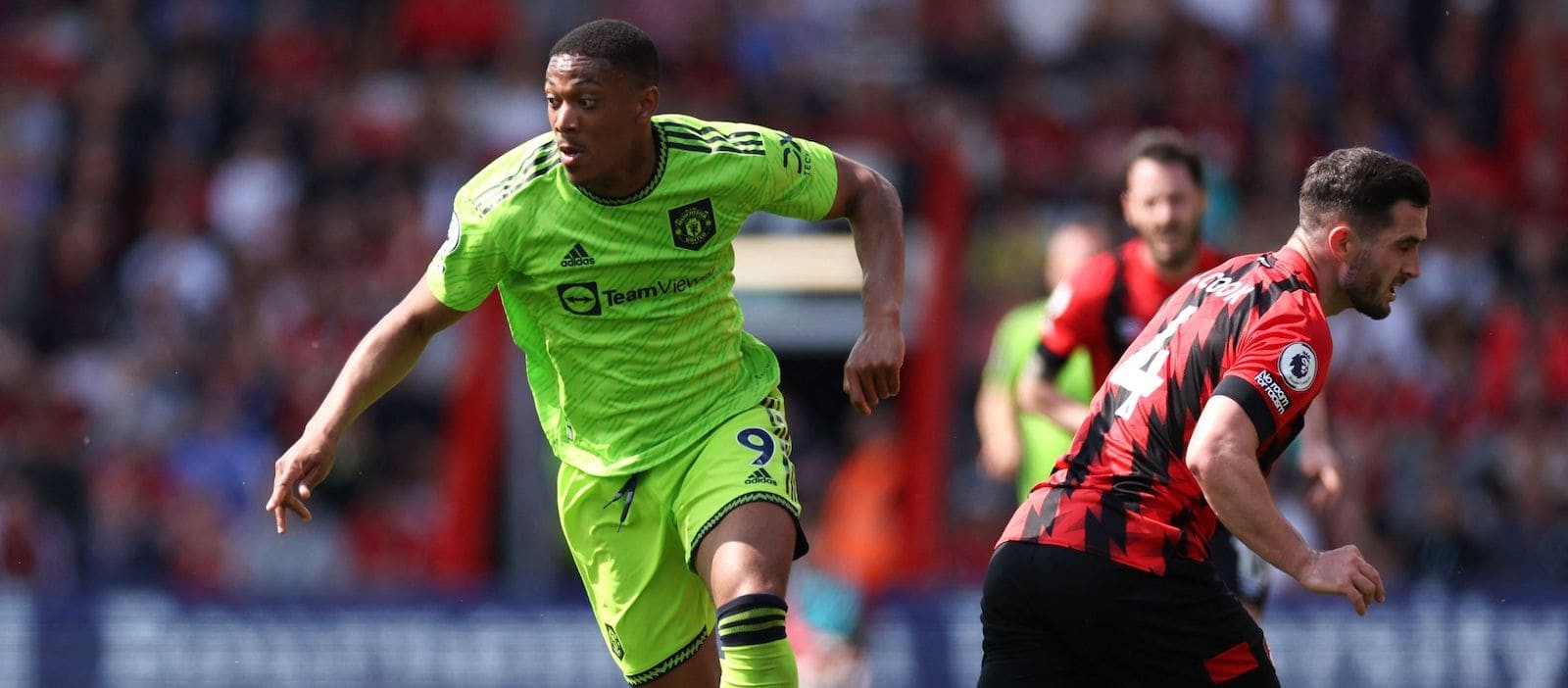 Chuyện gì đang xảy ra với Anthony Martial? - Bóng Đá