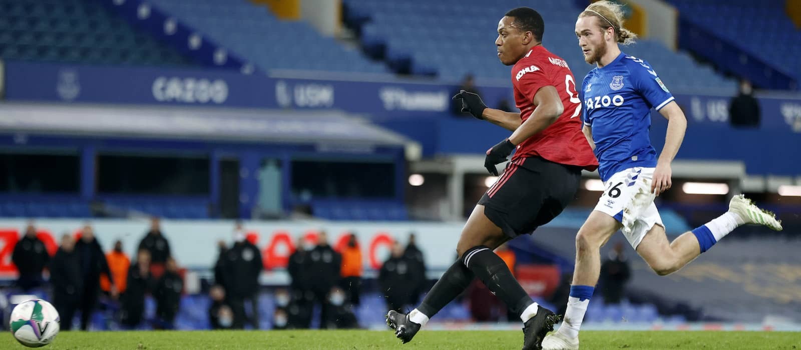 Quên Hojlund đi, M.U xuất hiện một hung thần trước Everton - Bóng Đá