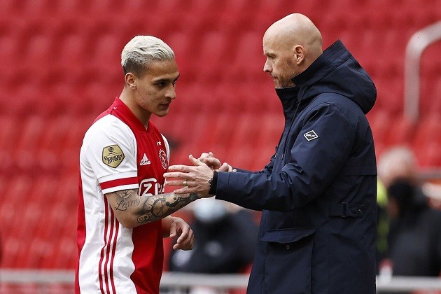 Tại sao Man United nên tránh xa Brian Brobbey? - Bóng Đá