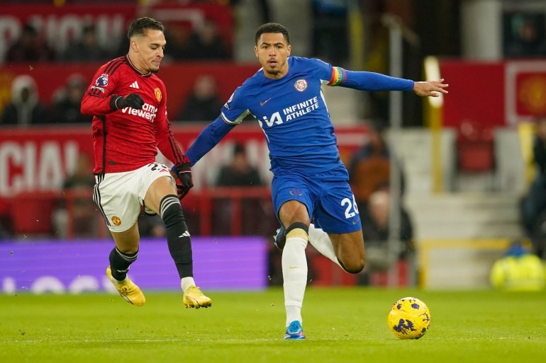 Xâu kim siêu trung vệ, Antony khiến hàng thủ Chelsea hỗn loạn - Bóng Đá