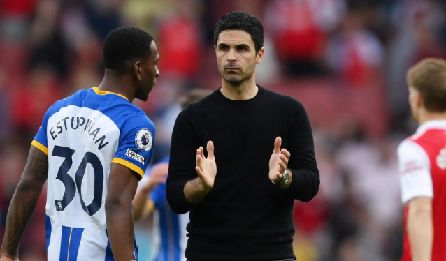 Arsenal have to sign four new players for his starting XI, according to Patrick Vieira  - Bóng Đá
