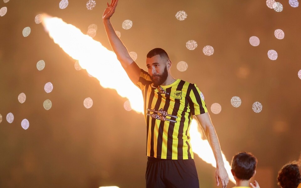 Bóng đá Saudi Arabia khiến thị trường chuyển nhượng 'hỗn loạn' - Bóng Đá