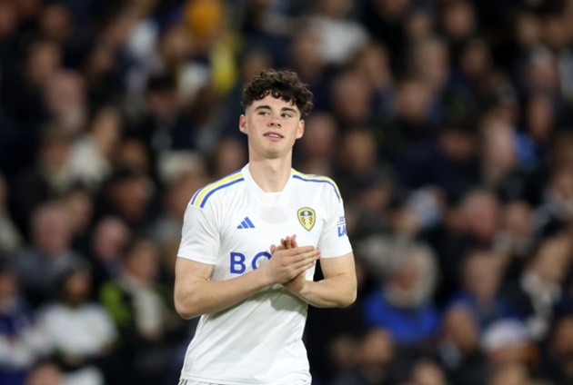 Manchester United staff eye Archie Gray transfer amid new Kobbie Mainoo update - Bóng Đá