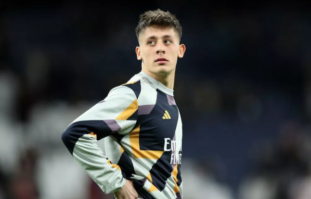  Lukas Podolski on Arda Guler - Bóng Đá