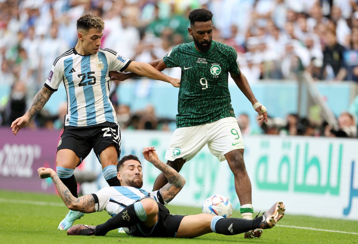 Chỉ 1 trận, Lisandro Martinez tạo khoảnh khắc kinh điển với Argentina - Bóng Đá
