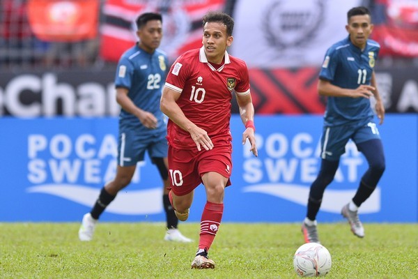 HLV Brunei: “Trọng tài bị mua chuộc”; Việt Nam bị AFC phạt nặng - Bóng Đá