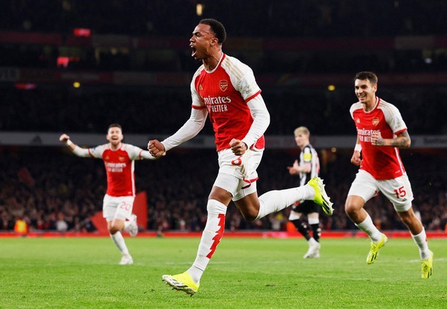 Ma thuật Arteta khiến Arsenal như mãnh hổ - Bóng Đá