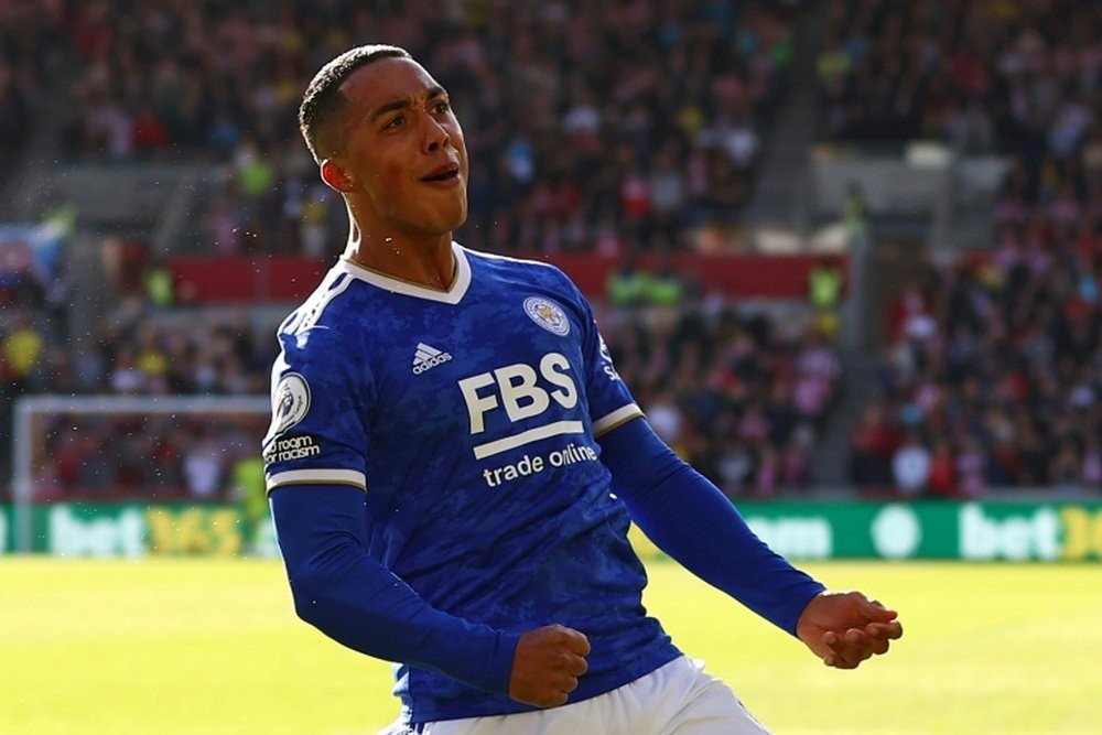 Chuyển nhượng 4/12: Bất ngờ De Beek, M.U sẵn sàng nổ HĐ 60 triệu; Cú hích Arsenal - Tielemans - Bóng Đá