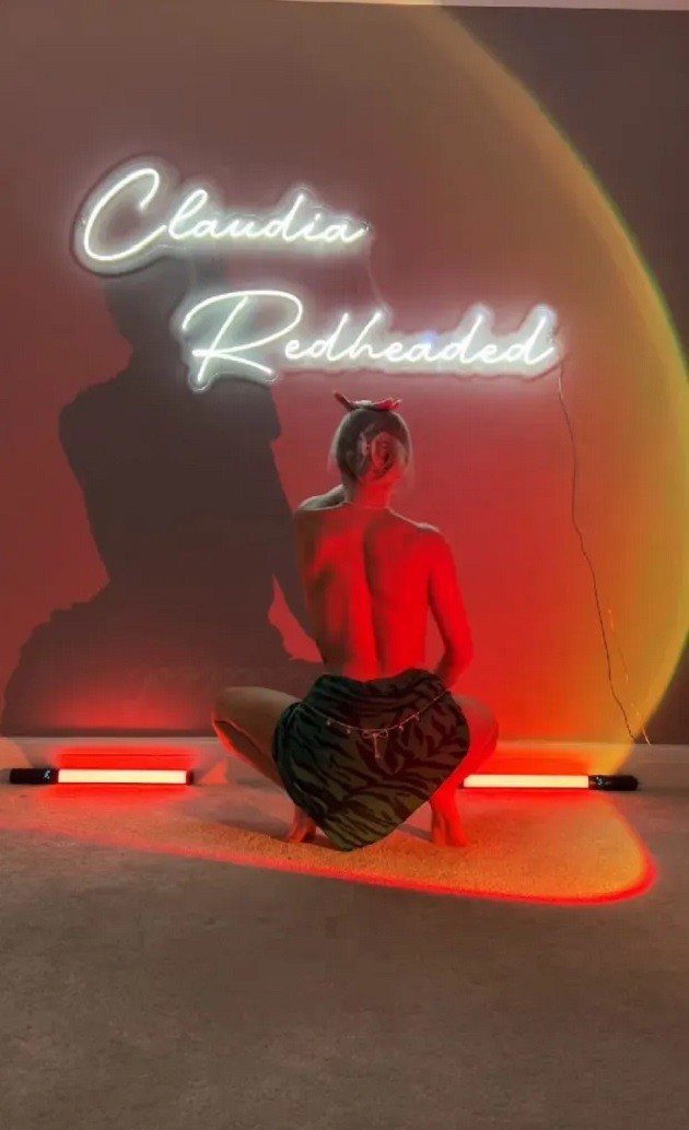 KIWIOR BLIMEY Arsenal twerk queen Wag goes topless and wiggles bum in sexy dance routine as fans say ‘you’re mesmerizing’ - Bóng Đá