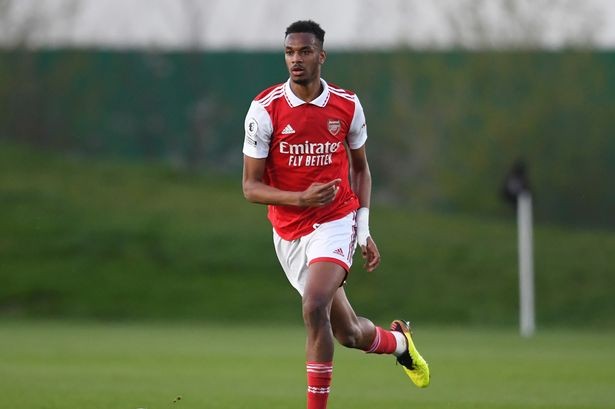 ZACH AWE CONFIRMS ARSENAL EXIT ON INSTAGRAM AMID SOUTHAMPTON LINK - Bóng Đá