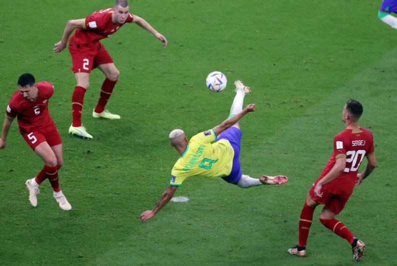 Richarlison lấy siêu phẩm ở World Cup để chế nhạo đồng nghiệp - Bóng Đá