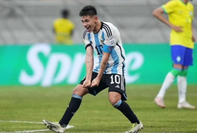  Claudio Echeverri Barcelona fanboy scores hattrick against Brazil at U-17 World Cup – report - Bóng Đá